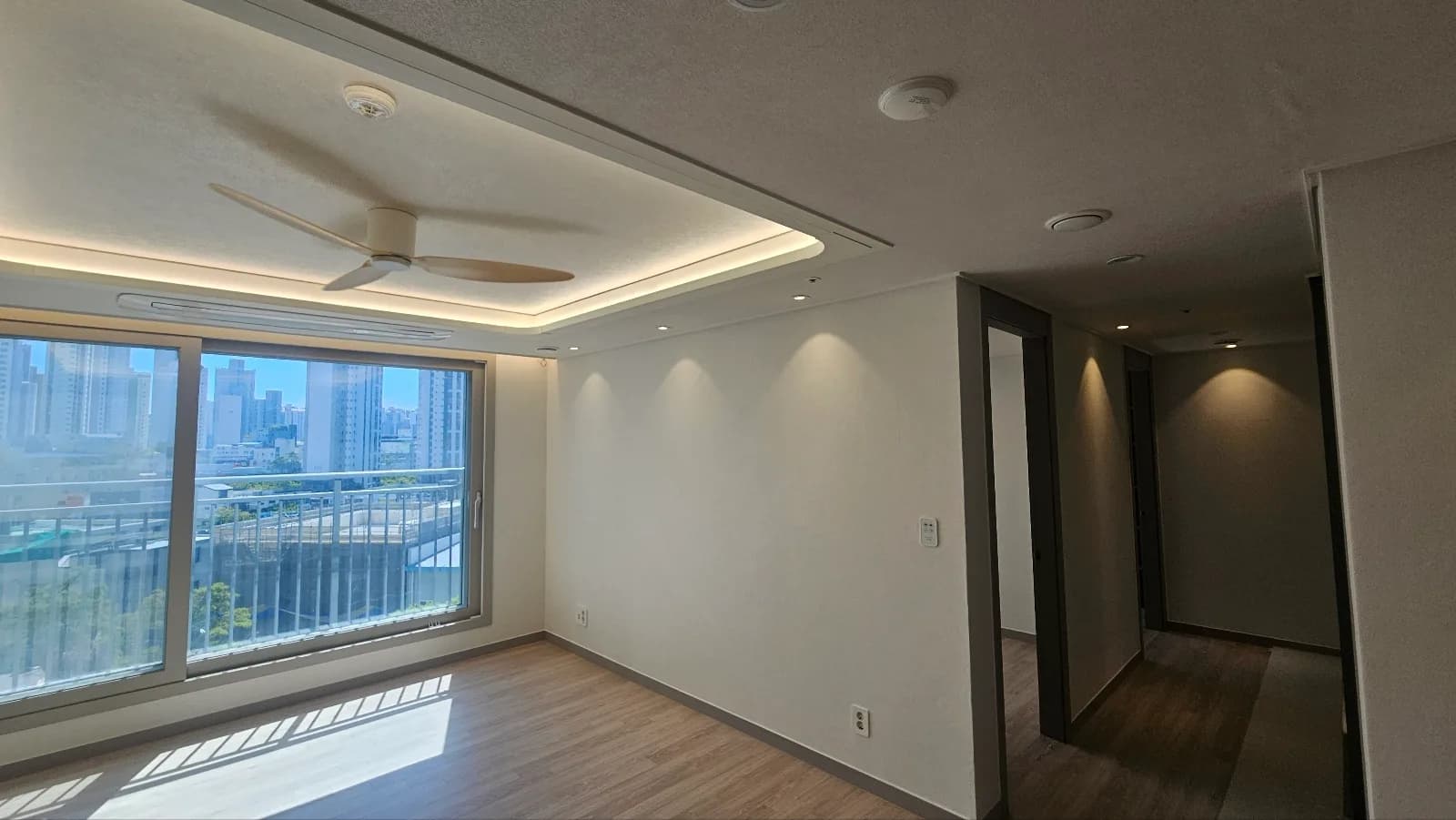더샵 번영로센트로 간접조명 상세 사진 2